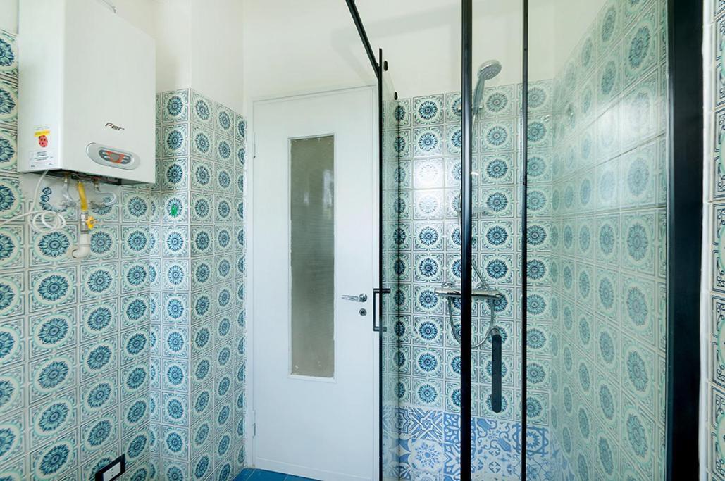 Private Room For Girls Болонья Экстерьер фото